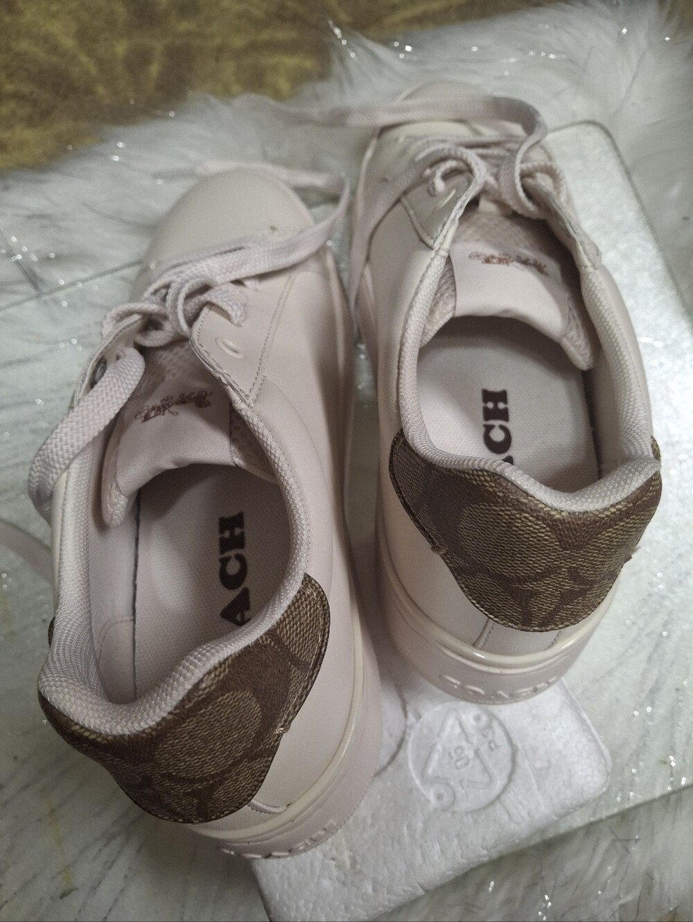 Coach Clip Leather Low-Top Lace-Up Sneakers Chalk Khaki Women Size 7 - Picture 14 of 16